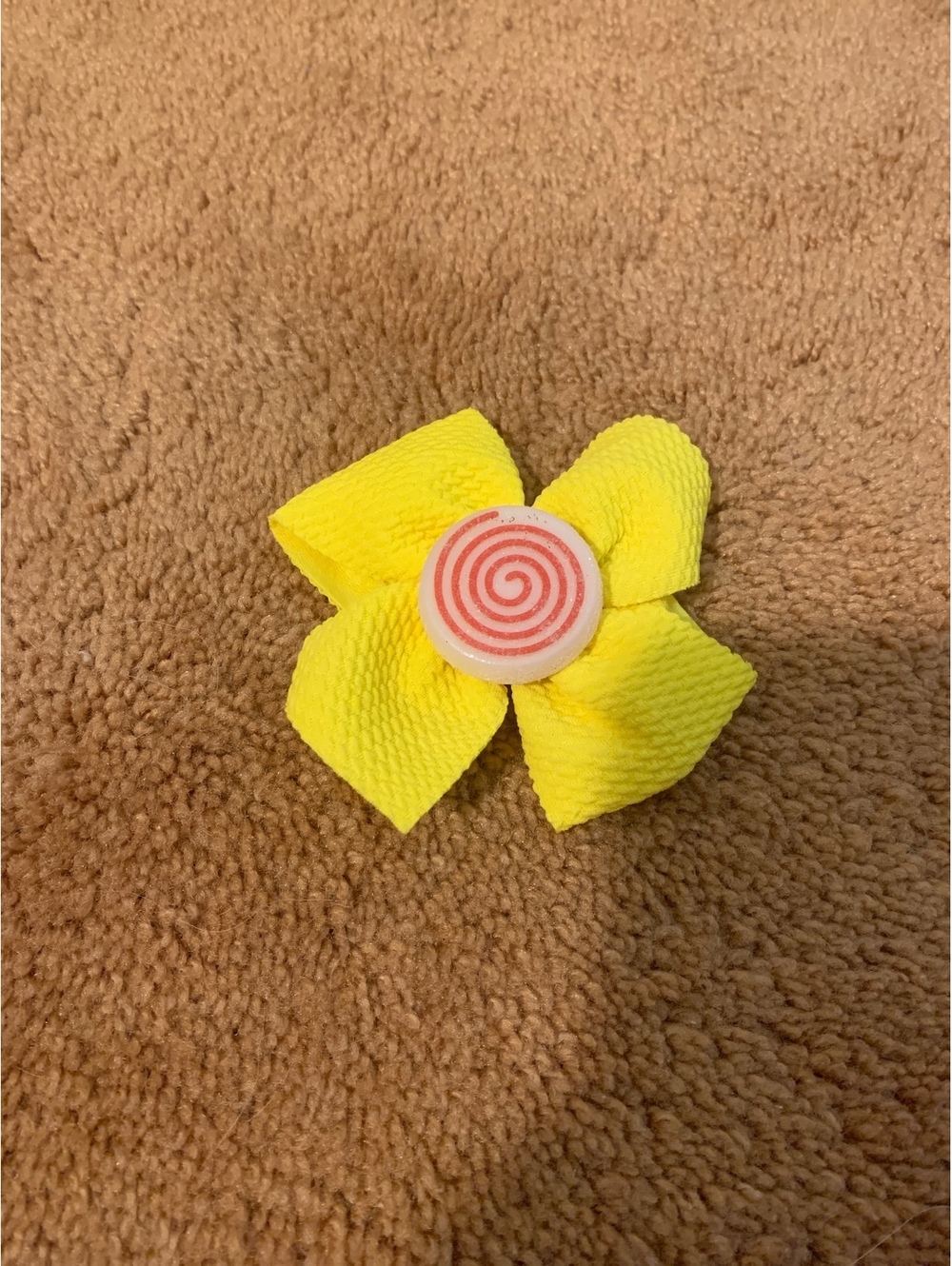 Candy swirl dog collar attachment